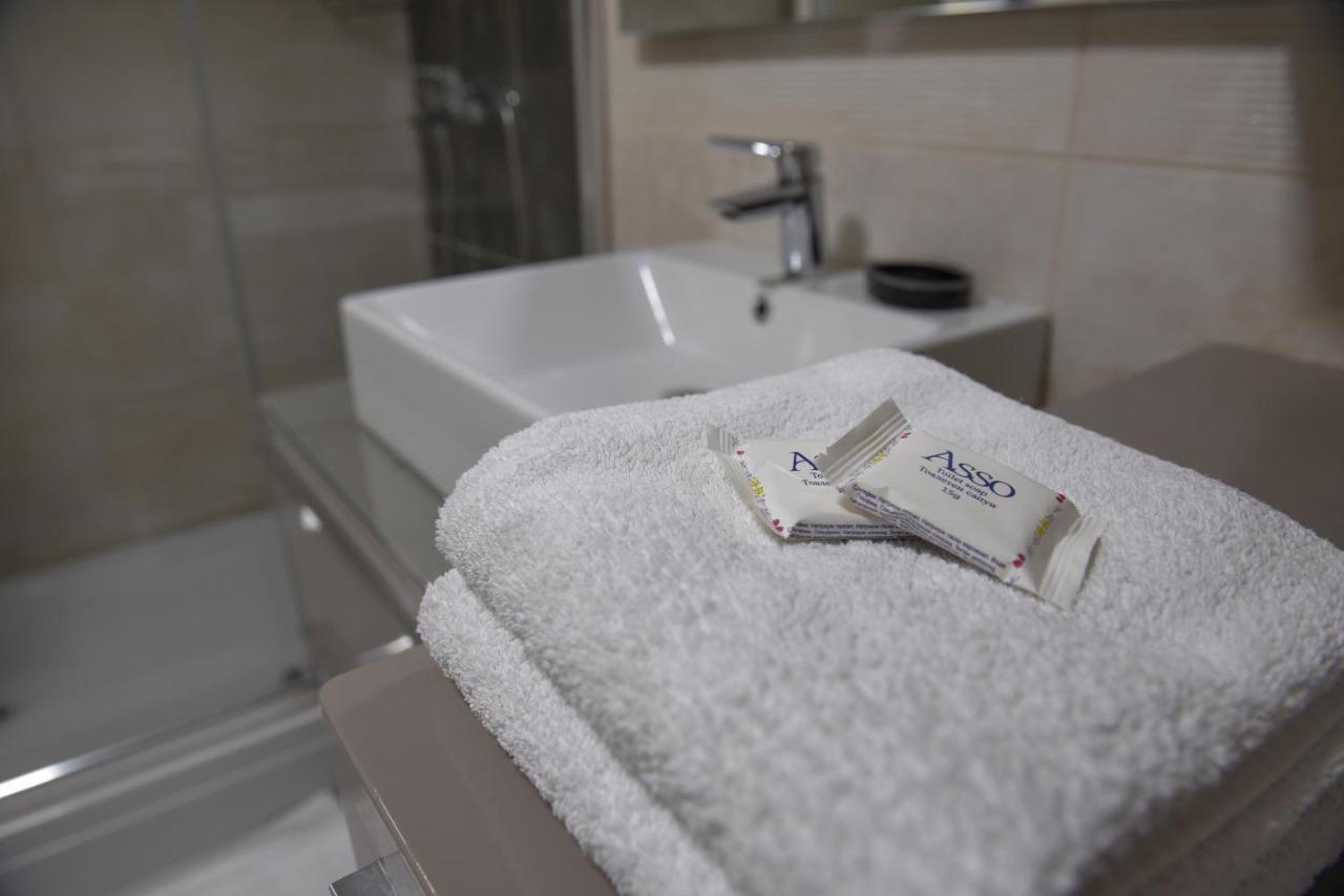 Sky Deluxe Fitness & Spa スコピエ エクステリア 写真